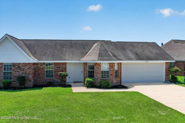 2204 Irma Circle, Ocean Springs, MS 39564