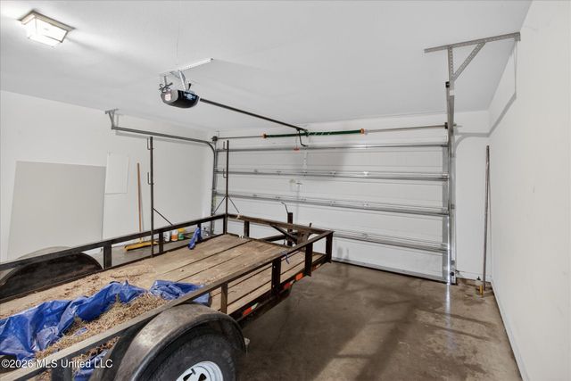 2204 Irma Circle, Ocean Springs, MS 39564