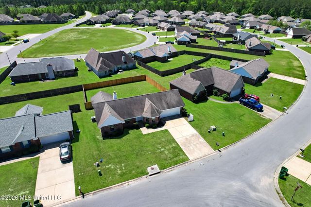 2204 Irma Circle, Ocean Springs, MS 39564