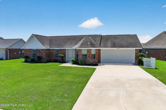 2204 Irma Circle, Ocean Springs, MS 39564
