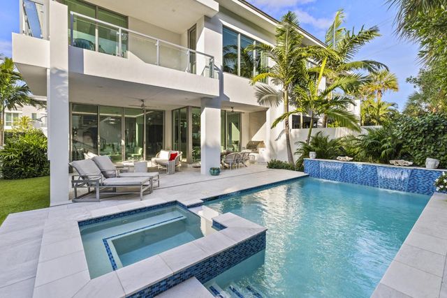 402 Ocean One Lane, Juno Beach, FL 33408