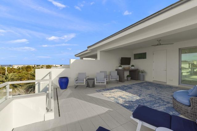 402 Ocean One Lane, Juno Beach, FL 33408