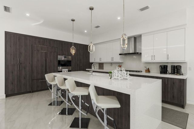 402 Ocean One Lane, Juno Beach, FL 33408