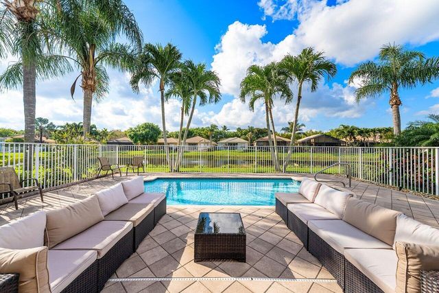 10888 Deer Park Lane, Boynton Beach, FL 33437
