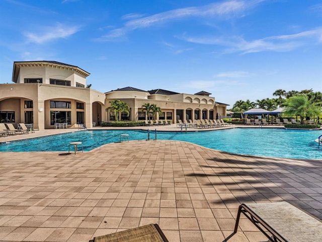 10888 Deer Park Lane, Boynton Beach, FL 33437