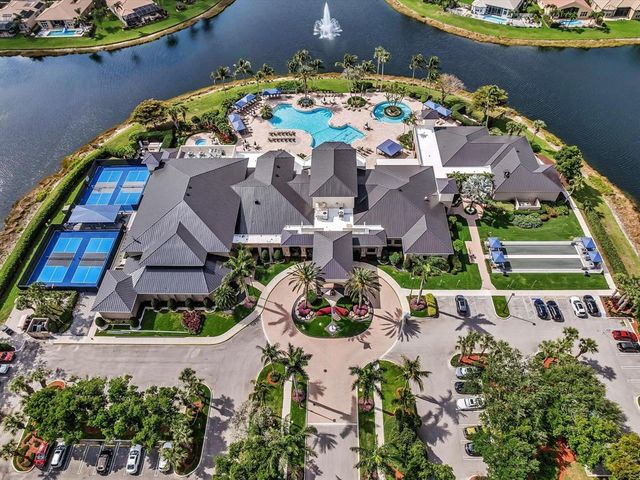 10888 Deer Park Lane, Boynton Beach, FL 33437