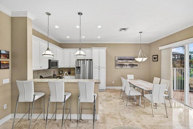 10888 Deer Park Lane, Boynton Beach, FL 33437