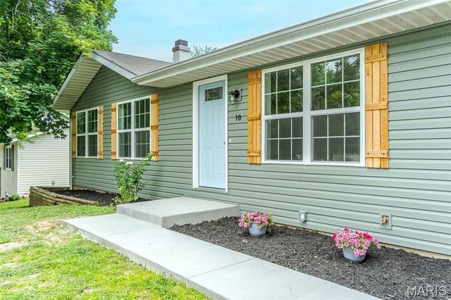 10 Jade Lane, Washington, MO 63090