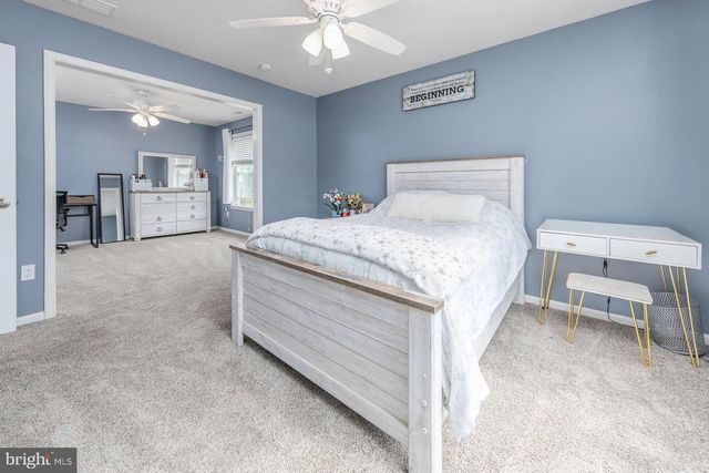 8 WOODFIELD DR, Swedesboro, NJ 08085