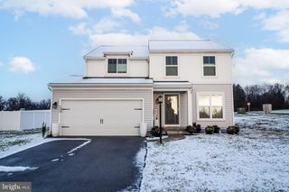 3500 WINTER DR, Dover, PA 17315