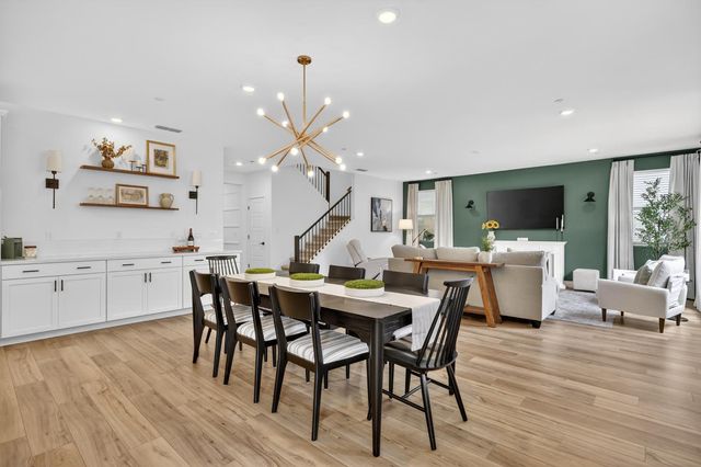 5089 Marshmallow Dr, Roseville, CA 95747