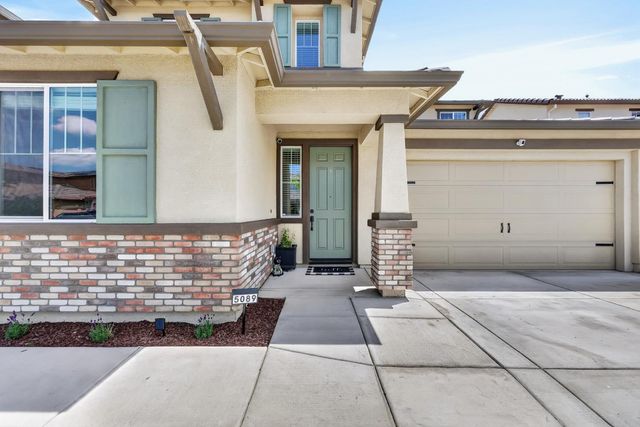 5089 Marshmallow Dr, Roseville, CA 95747
