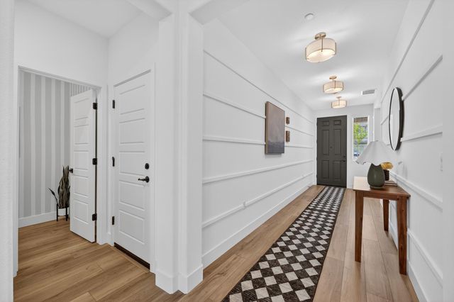 5089 Marshmallow Dr, Roseville, CA 95747