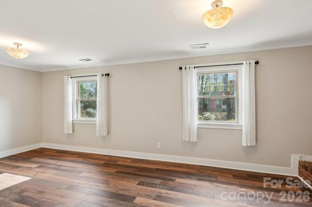 4931 Coronado Drive, Charlotte, NC 28212