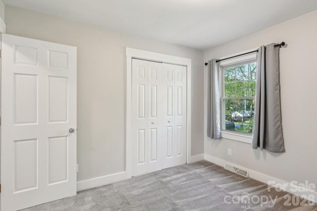 4931 Coronado Drive, Charlotte, NC 28212