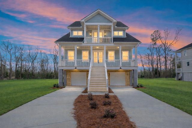 1306 Mccrae Drive, Moncks Corner, SC 29461