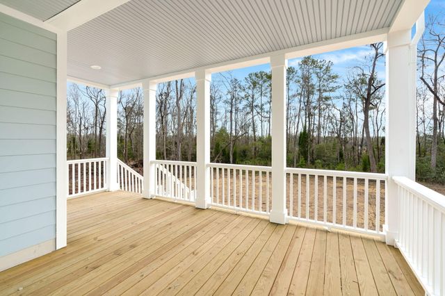 1306 Mccrae Drive, Moncks Corner, SC 29461