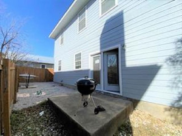 609 W 37th ST, Austin, TX 78705