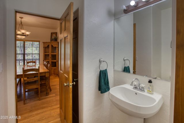 915 Lakeshore Drive, Lakeside, AZ 85929