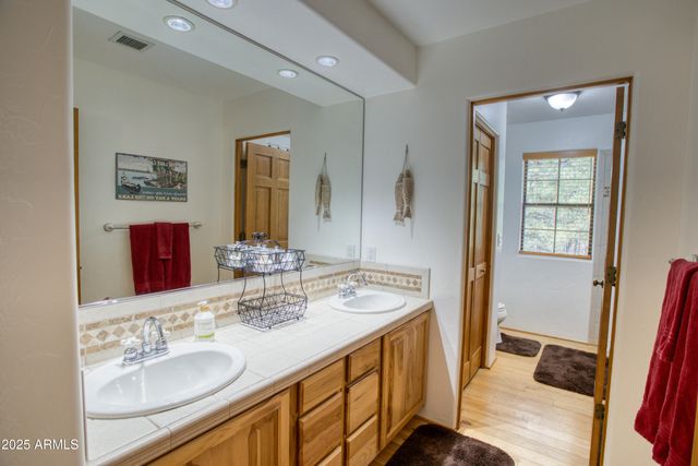 915 Lakeshore Drive, Lakeside, AZ 85929