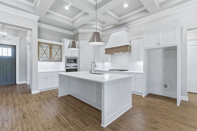 1016 Paradise Parkway, Poolville, TX 76487