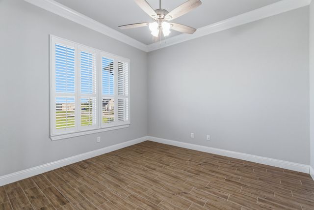 1016 Paradise Parkway, Poolville, TX 76487