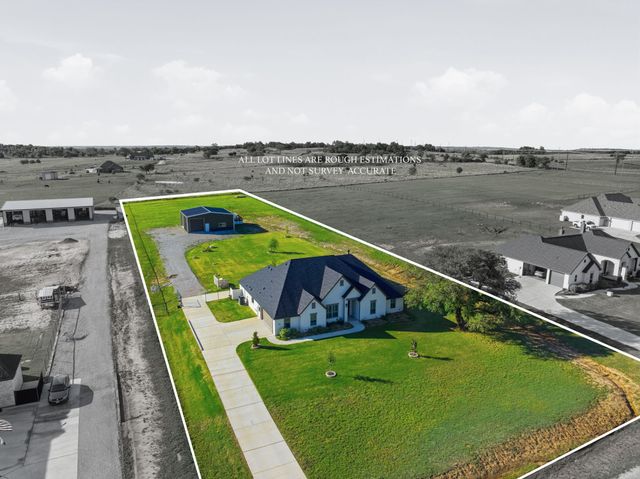 1016 Paradise Parkway, Poolville, TX 76487