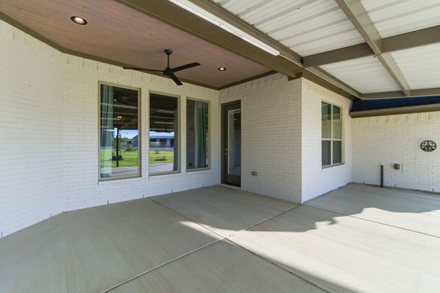 1016 Paradise Parkway, Poolville, TX 76487