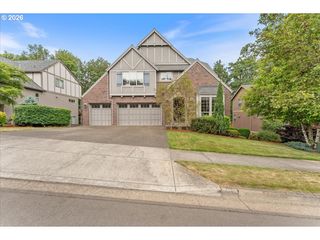 9385 Se HAMILTON Ln, Happy Valley, OR 97086