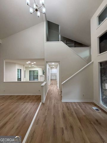 352 N Peak Drive, Alpharetta, GA 30022