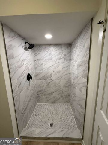 352 N Peak Drive, Alpharetta, GA 30022