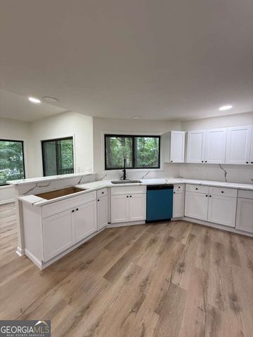 352 N Peak Drive, Alpharetta, GA 30022
