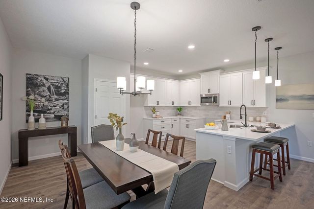 1524 NICHOLSON Road, Jacksonville, FL 32207