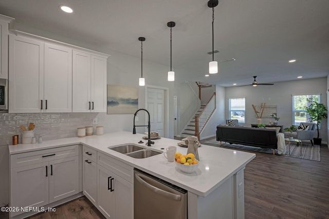1524 NICHOLSON Road, Jacksonville, FL 32207