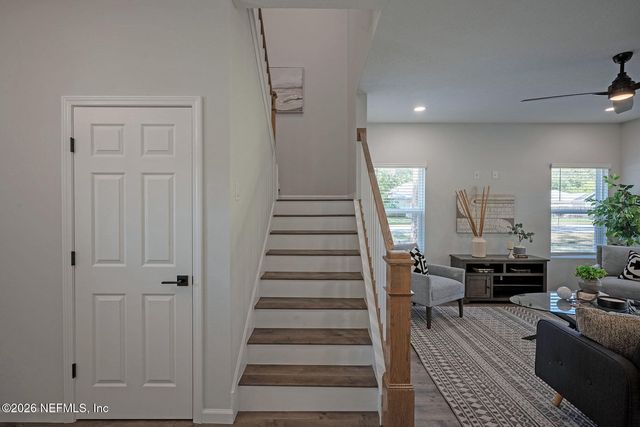 1524 NICHOLSON Road, Jacksonville, FL 32207