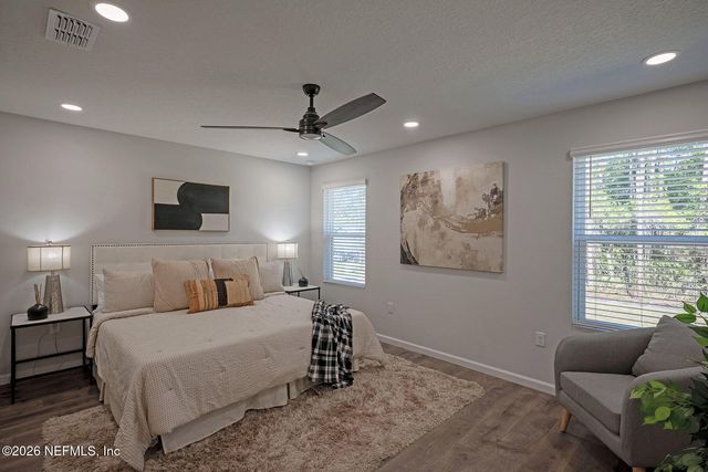 1524 NICHOLSON Road, Jacksonville, FL 32207