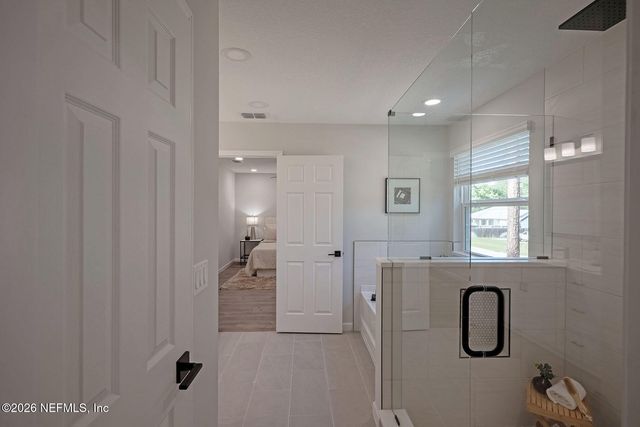 1524 NICHOLSON Road, Jacksonville, FL 32207