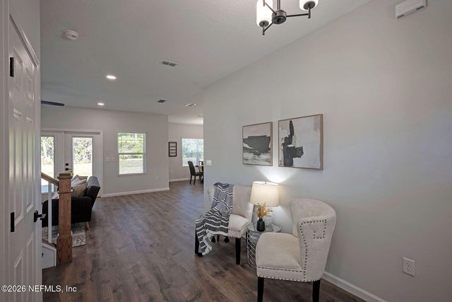 1524 NICHOLSON Road, Jacksonville, FL 32207