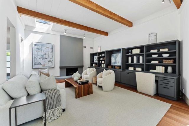 705 Evergreen Street, Menlo Park, CA 94025