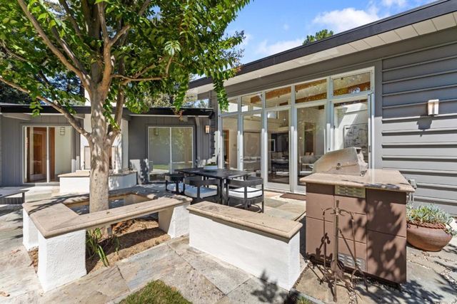 705 Evergreen Street, Menlo Park, CA 94025