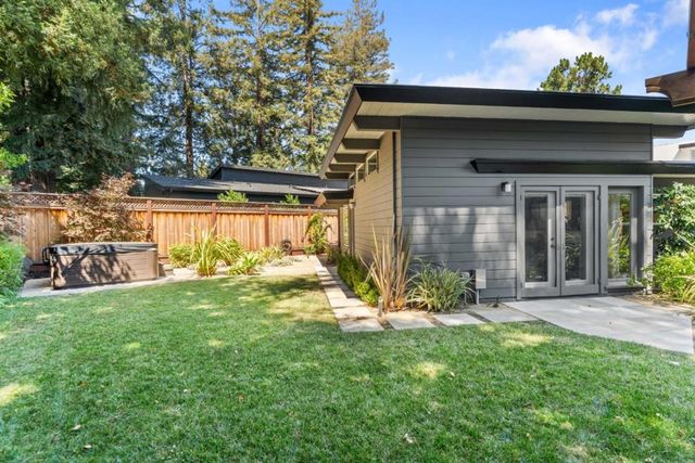705 Evergreen Street, Menlo Park, CA 94025