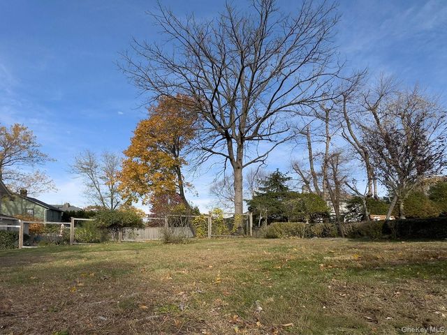 63 Grandview Avenue, Dobbs Ferry, NY 10522