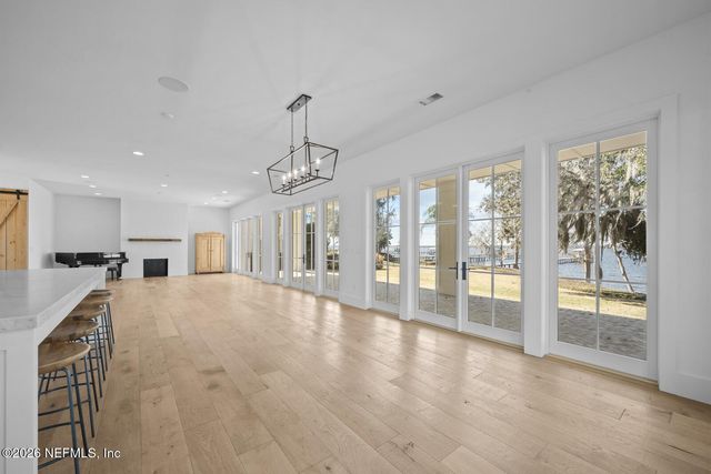 2588 STATE ROAD 13 N, St. Johns, FL 32259