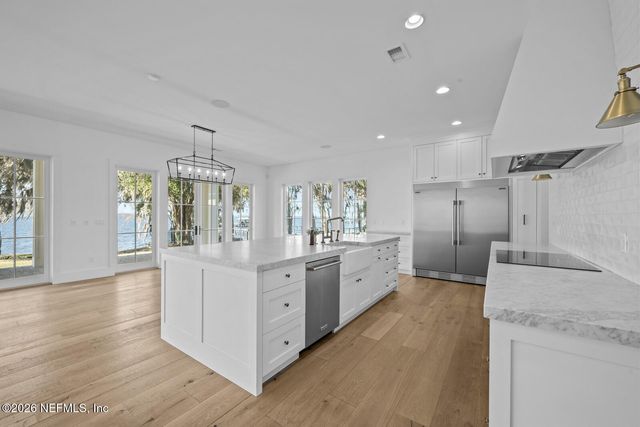 2588 STATE ROAD 13 N, St. Johns, FL 32259