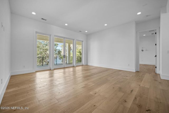 2588 STATE ROAD 13 N, St. Johns, FL 32259