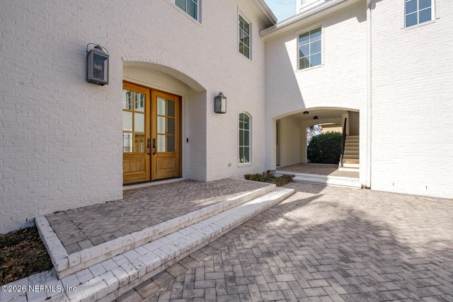 2588 STATE ROAD 13 N, St. Johns, FL 32259