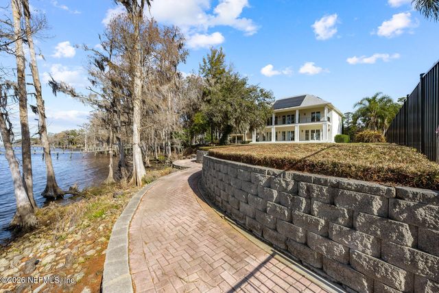 2588 STATE ROAD 13 N, St. Johns, FL 32259