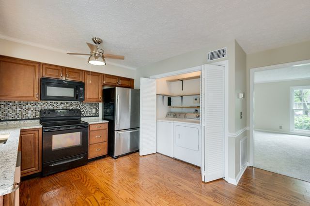 1502 Lewis Rd, Madison, TN 37115