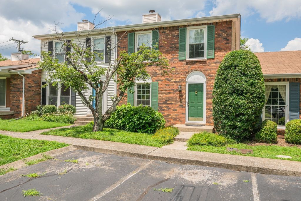 1502 Lewis Rd, Madison, TN 37115