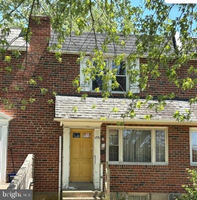1235 ELSON RD, Brookhaven, PA 19015